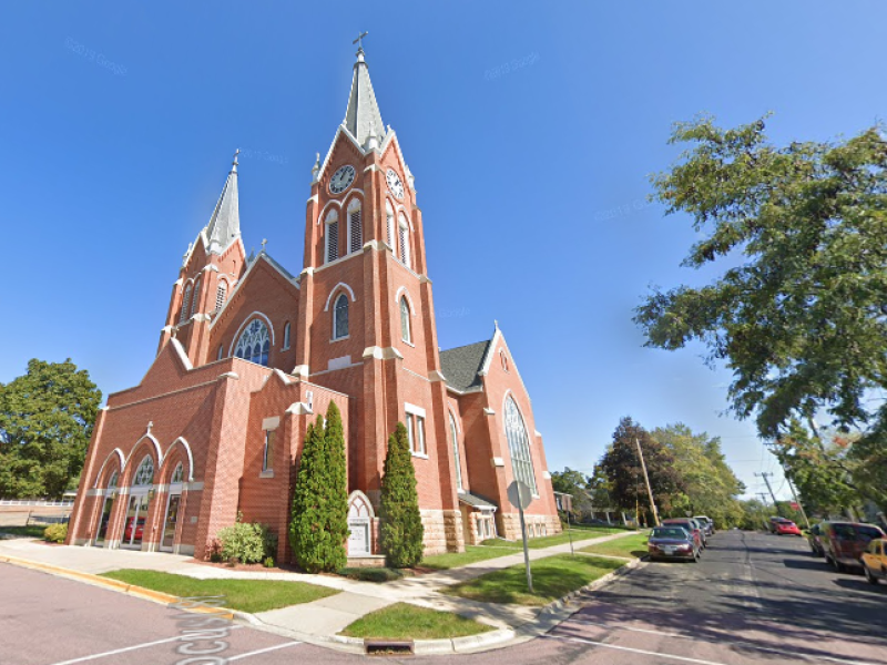 Reedsburg St Peter's Lutheran Church-website pic